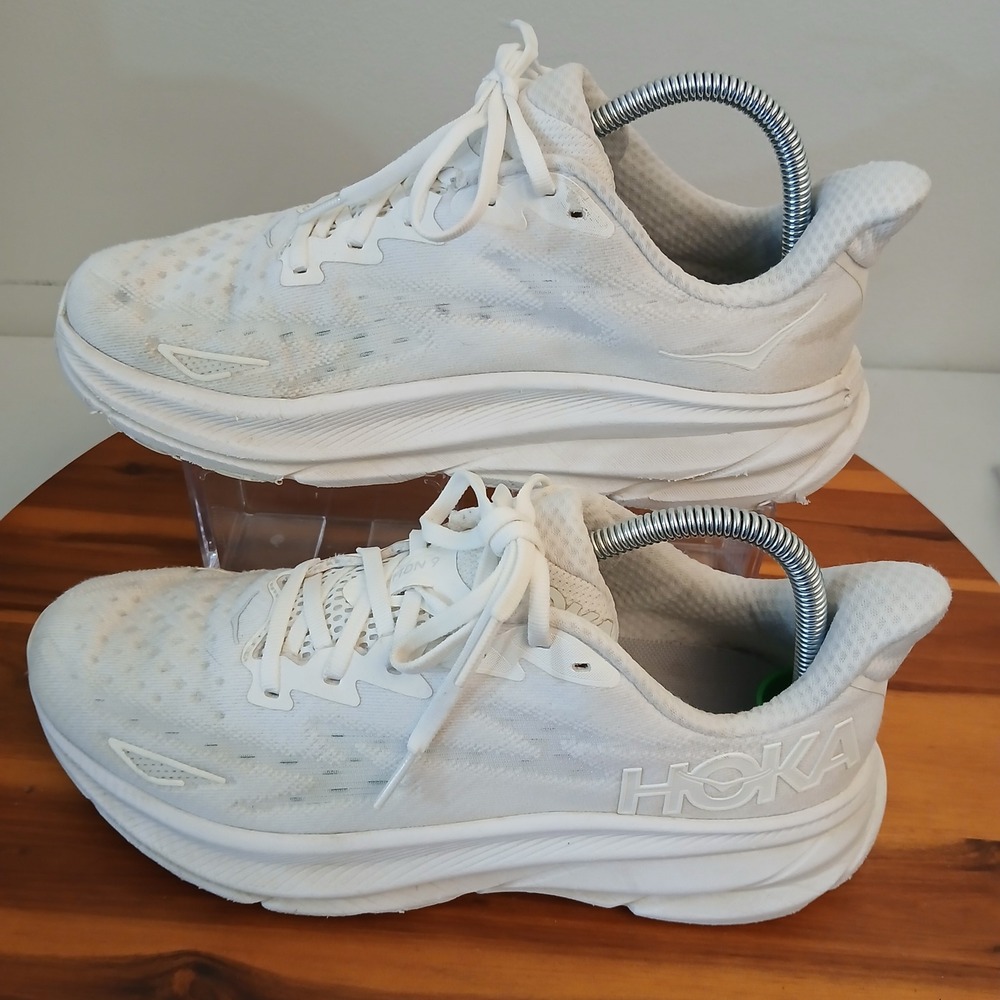 Hoka One One Clifton 9 Womens 9 White Running Shoes Sneakers 1127896 WWH
